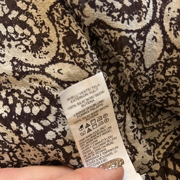 🐾 4 for $20 Lucky Brand flowy 100% silk  tank top - Picture 6 of 6